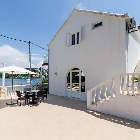 Appartement Macus - One Bedroom With Balcony And Sea View